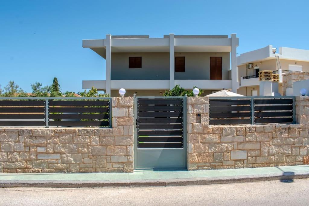 Md Residence Near The Beach W Bbq And Private Parking Херсонісос Екстер'єр фото